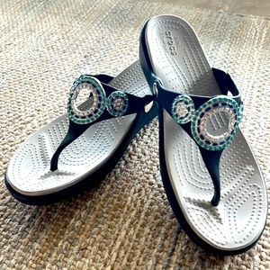 Crocs thong slides, sz 10